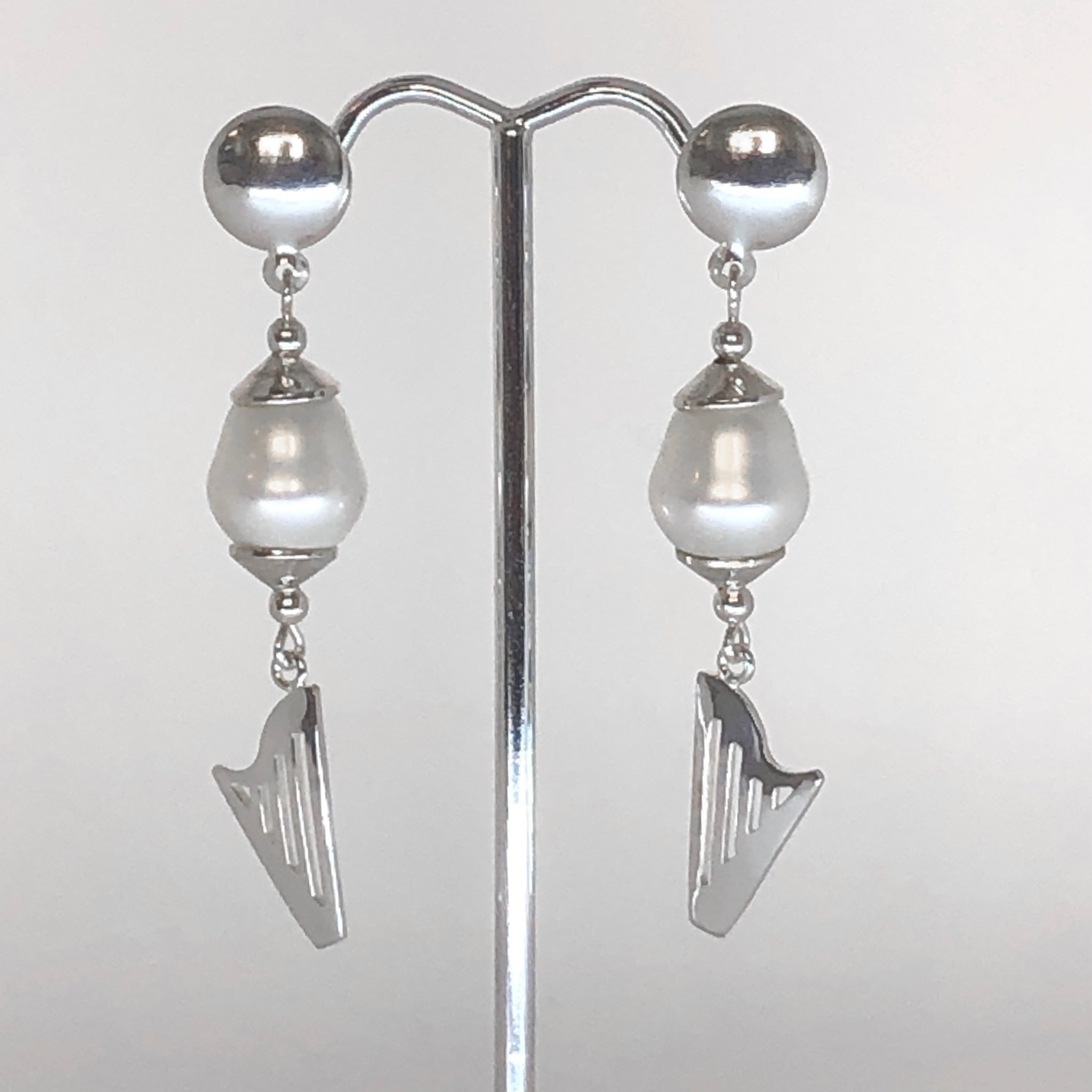 LARGE PEARL & CLASSIC HARP stud or lever back earrings