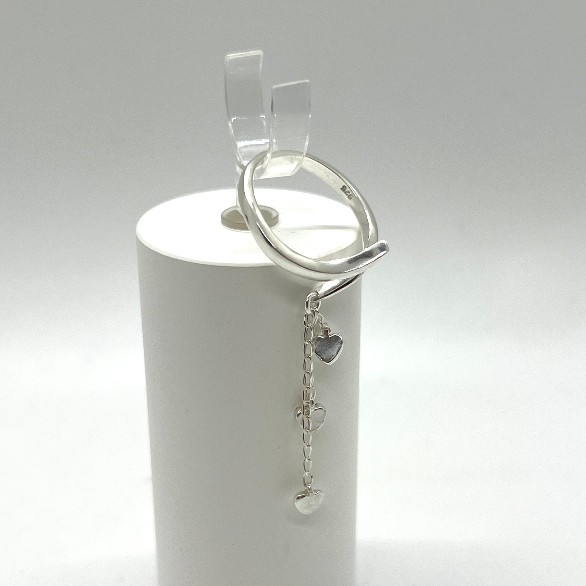 NEW! FUN RING WITH CHAIN AND EXTRA-MINI HEART CHARMS